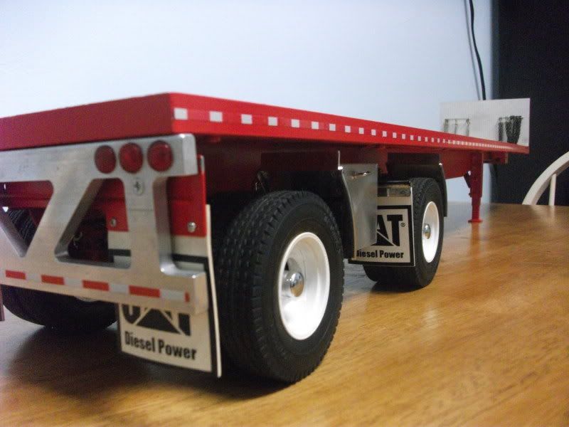 Custom Stretch Flatbed RC Truck and Construction